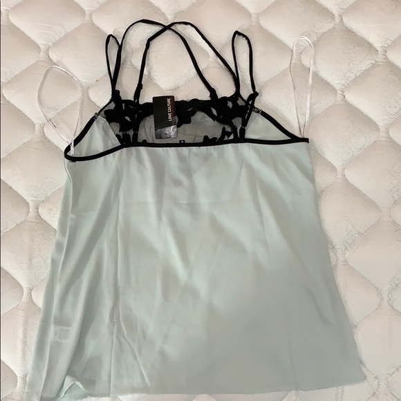 NEVER WORN lace accent top - Picture 2 of 3